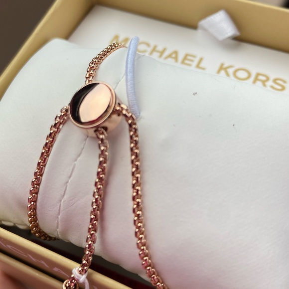 NWT! Michael Kors slider bracelet in rose gold. Pave MK logo with rhinestones - Picture 10 of 12